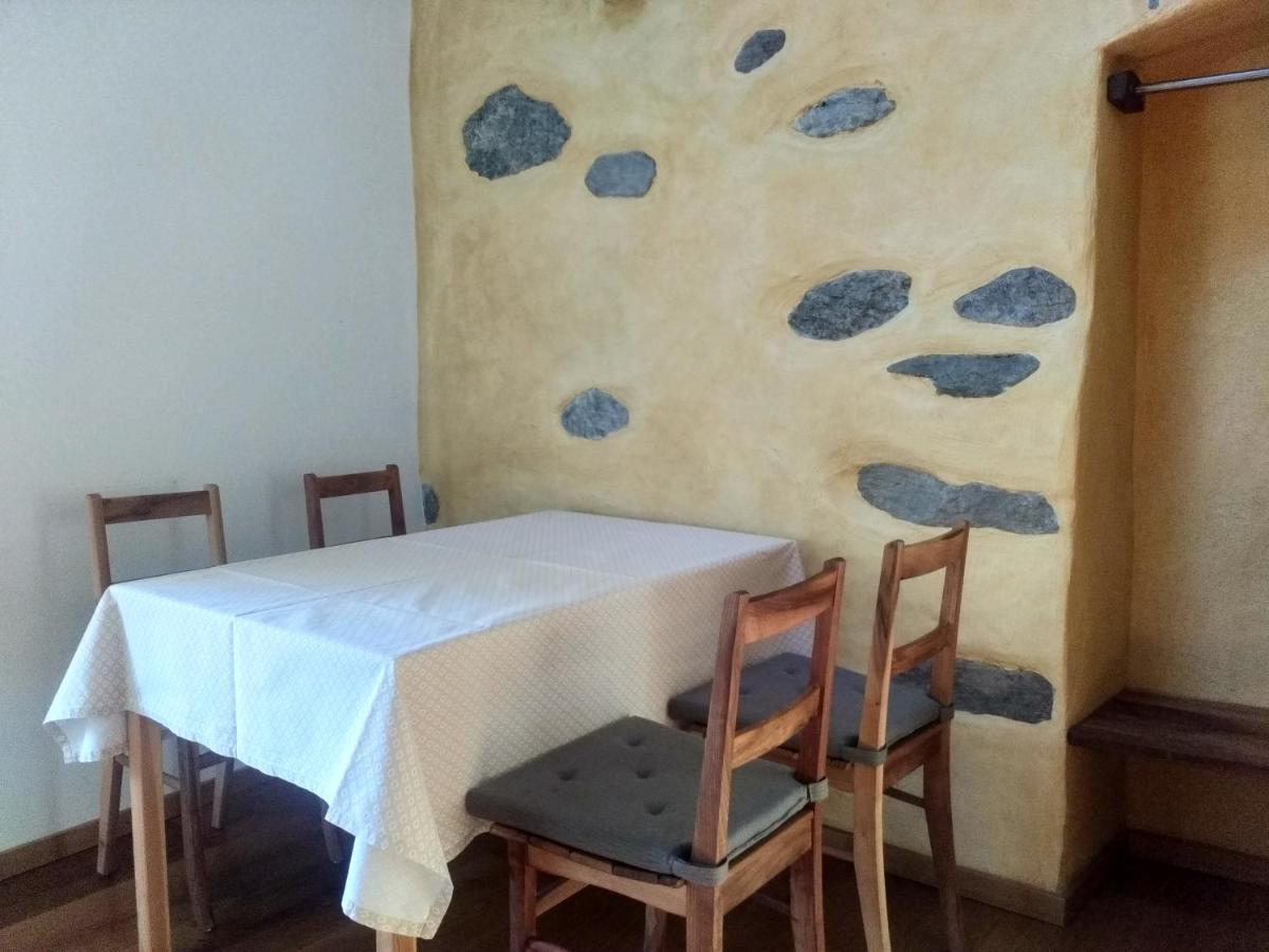 Guesthouse "Castello Del Nucleo" Intragna Luaran gambar