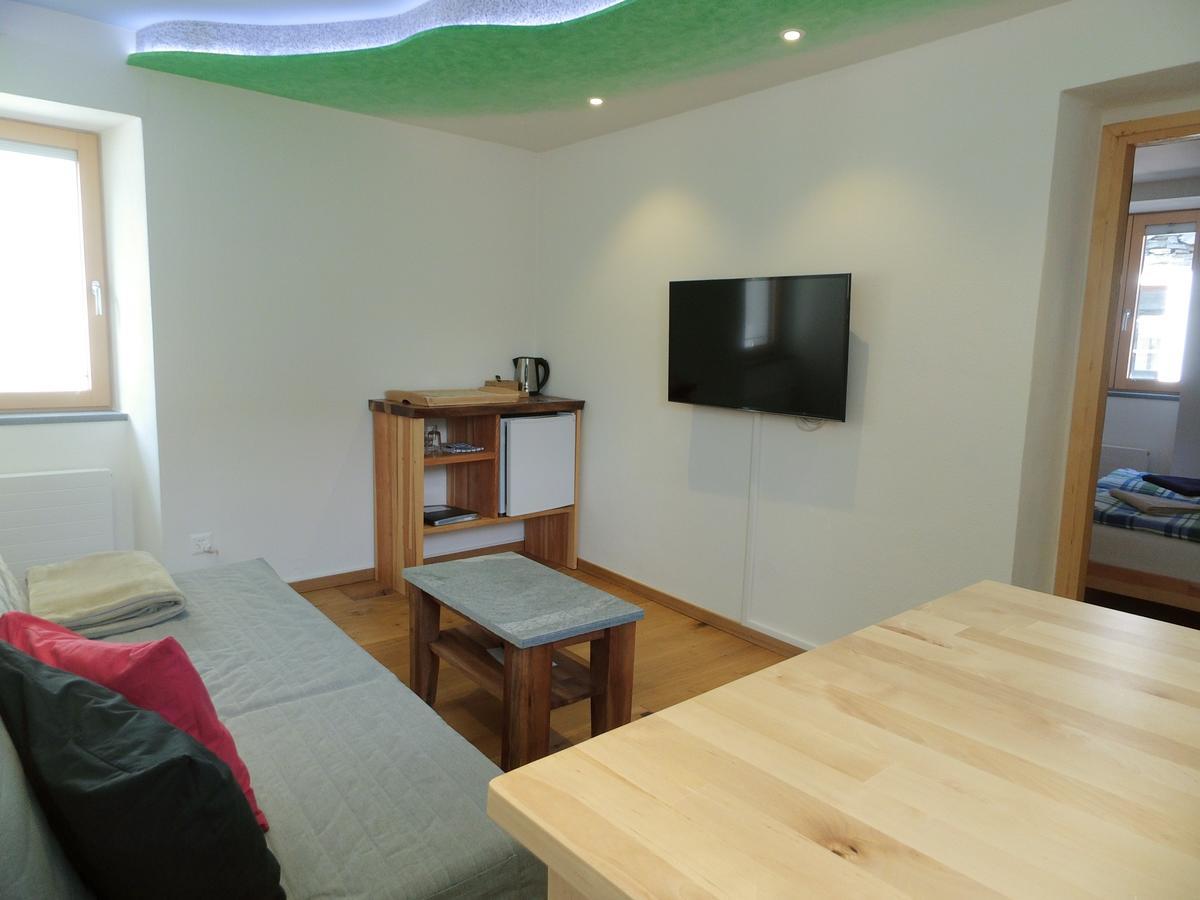 Guesthouse "Castello Del Nucleo" Intragna Bilik gambar